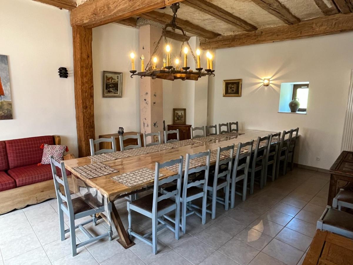 Domaine La Cour Des Nobles - Demeure, Maison Et Appartements Au Coeur De Riquewihr Zewnętrze zdjęcie