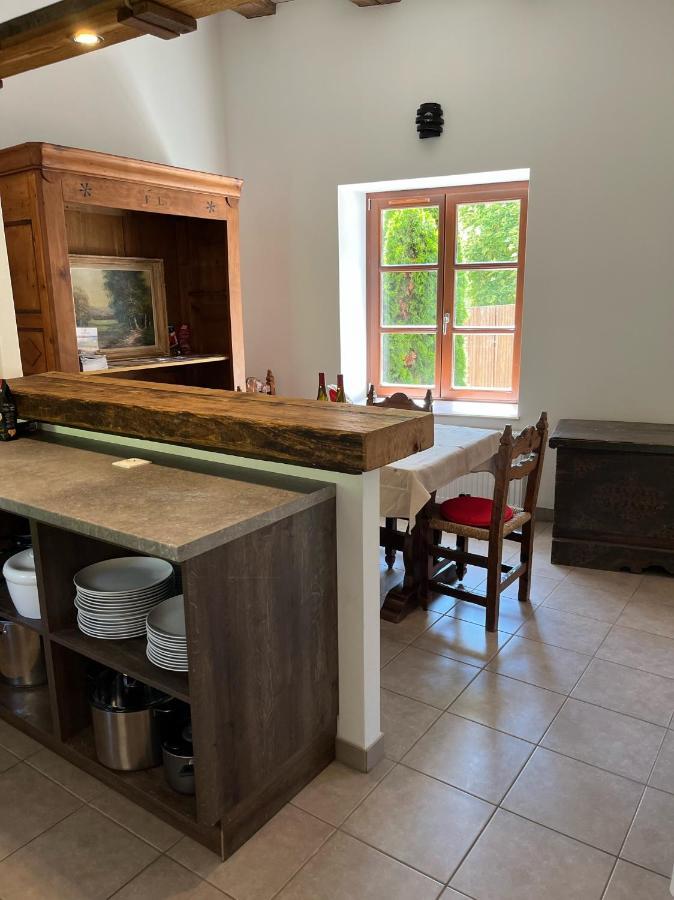Domaine La Cour Des Nobles - Demeure, Maison Et Appartements Au Coeur De Riquewihr Zewnętrze zdjęcie