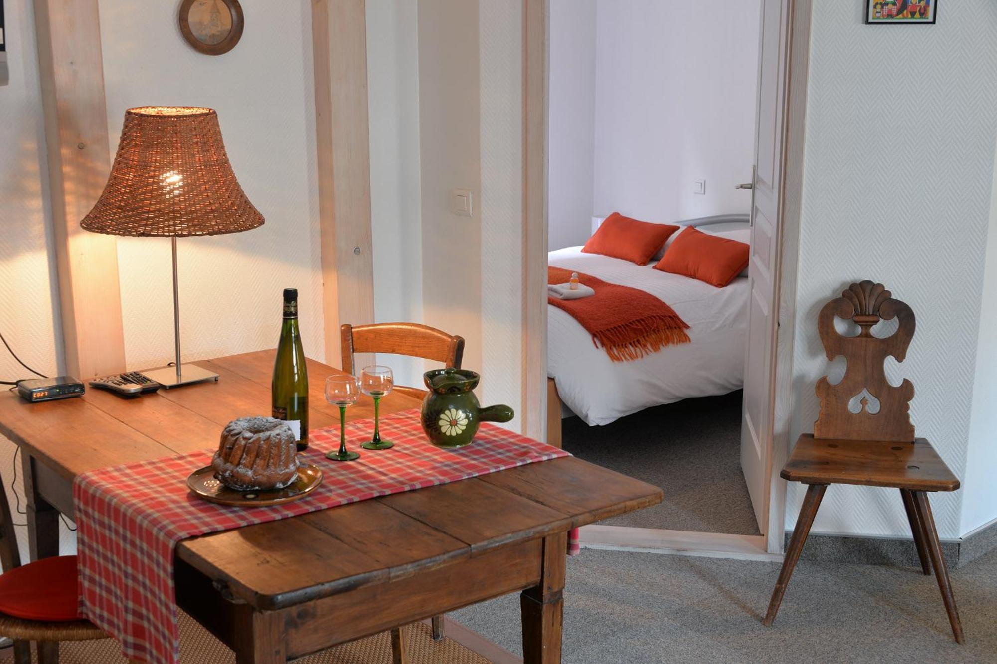 Domaine La Cour Des Nobles - Demeure, Maison Et Appartements Au Coeur De Riquewihr Pokój zdjęcie